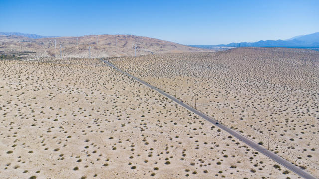 5 .50 Varner Road, Cathedral City CA: https://media.crmls.org/mediaz/d171dd5e-4aa3-4a23-8361-ddca107c7483.jpg
