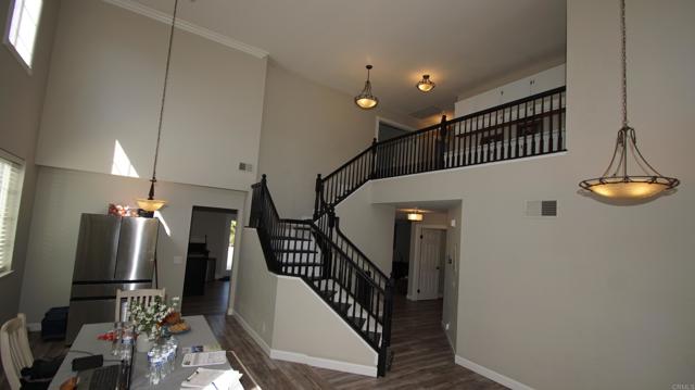 42944 Calle Reva, Temecula CA: https://media.crmls.org/mediaz/d1723571-930f-4161-b5c4-7f17b4ec2065.jpg