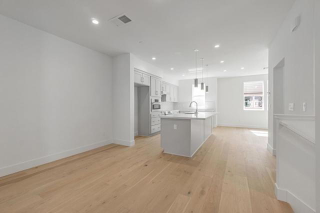 2102 Ivory Terrace, San Ramon CA: https://media.crmls.org/mediaz/d172416c-fdb8-4f8d-a52c-e985b0e4f440.jpg