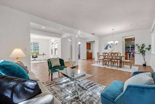 134 N Menlo Park Street, Mountain House CA: https://media.crmls.org/mediaz/d174a6d5-e999-4598-94a3-ffe35dbfc8f9.jpg