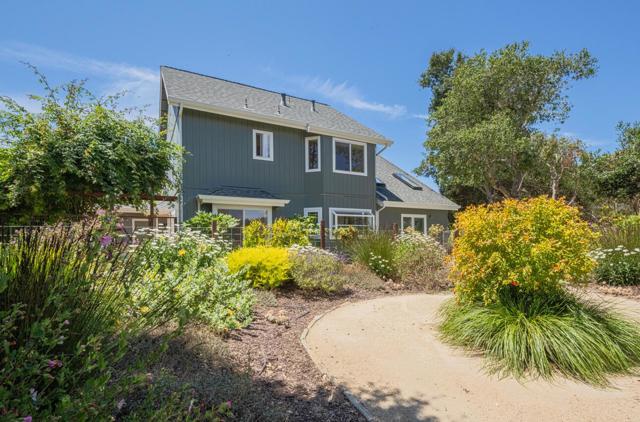158 Echo Valley Road, Prunedale CA: https://media.crmls.org/mediaz/d1750779-8785-4cef-a076-faa40dfed736.jpg