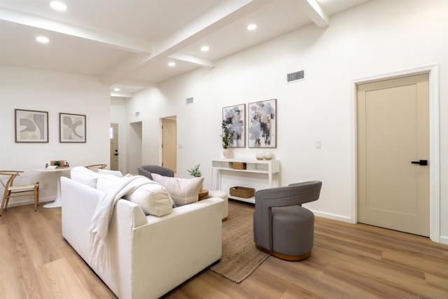 Image 15 of 48 For 5644 Bromley Way
