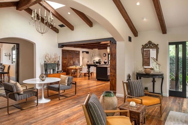 Image 22 of 48 For 6977 Las Colinas