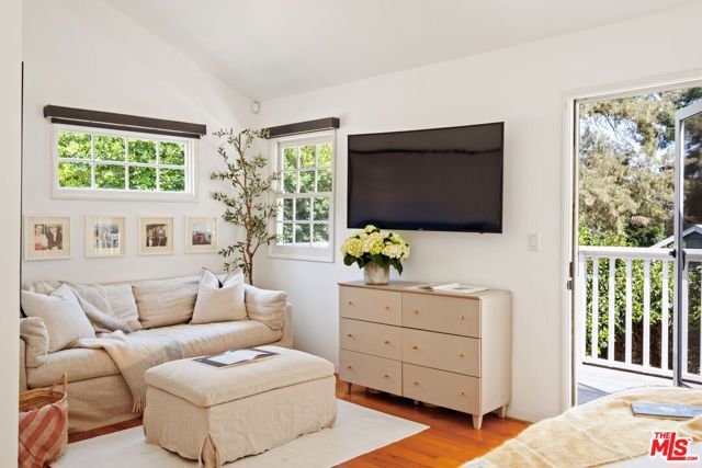 2204 Stanley Hills Drive, Los Angeles CA: https://media.crmls.org/mediaz/d1774d6d-7c89-4d97-8666-ea5b101c3583.jpg