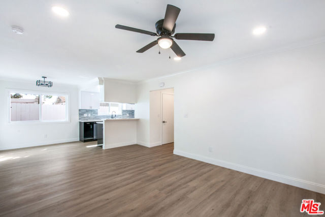 117 Avenida Algodon, San Clemente CA: https://media.crmls.org/mediaz/d17816a1-9db2-4d24-a48a-1de4f9cefab1.jpg