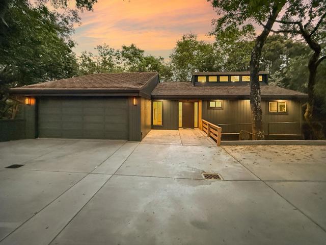 18319 Las Cumbres Road, Los Gatos CA: https://media.crmls.org/mediaz/d178de76-fa22-431e-934a-042acc12e2f0.jpg