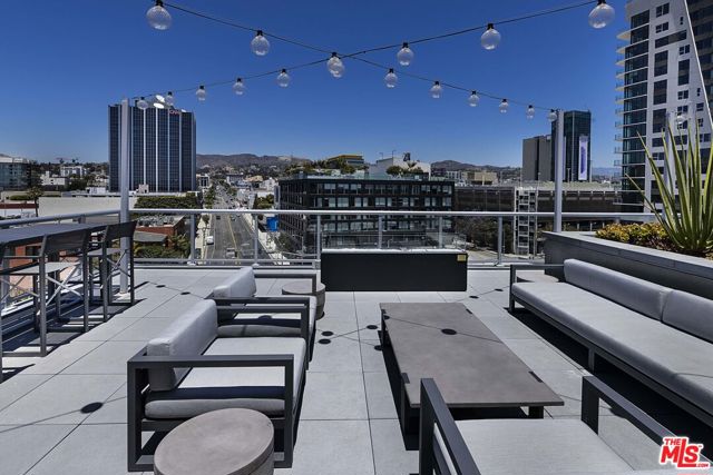 1331 N Cahuenga Boulevard, Los Angeles CA: https://media.crmls.org/mediaz/d17905a8-94d6-43ed-860b-b5ef7d62f803.jpg