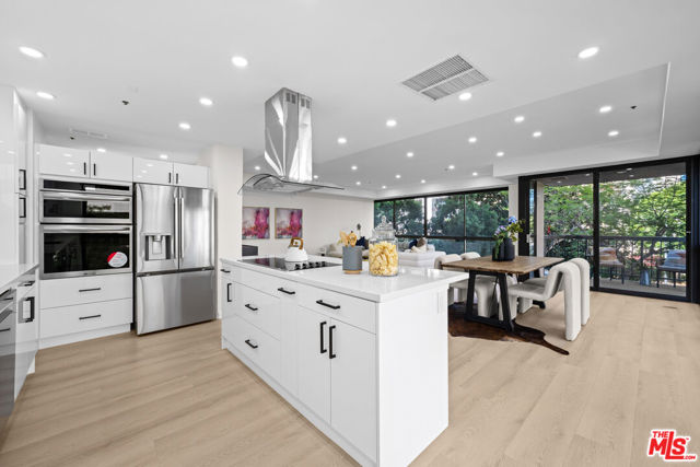 10750 Wilshire Boulevard, Los Angeles CA: https://media.crmls.org/mediaz/d179370b-41ac-4a99-b84c-7251c14295c6.jpg