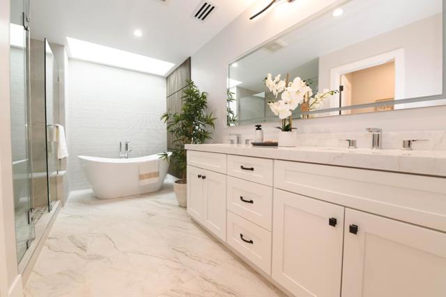 95 Centre Street, Mountain View CA: https://media.crmls.org/mediaz/d17a425a-f65b-4a4d-8517-49cb2e6e7202.jpg
