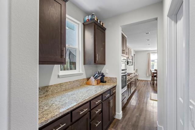 9850 Bobcat Court, Gilroy CA: https://media.crmls.org/mediaz/d17b2aad-bce1-4c55-b1d1-d3b9bb339916.jpg