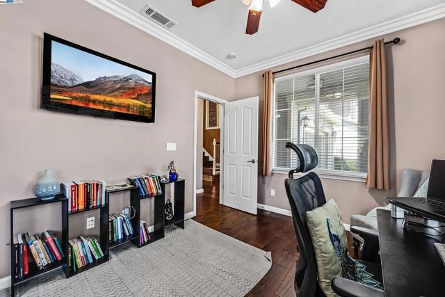 6232 Murdock Way, San Ramon CA: https://media.crmls.org/mediaz/d17b3057-0e26-41c6-b508-be44b89d9373.jpg