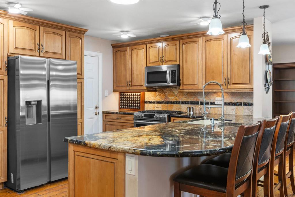 1650 Queenston Drive - photo 3