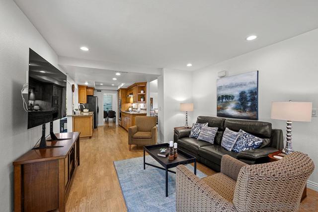 4635 Pauling Avenue, San Diego CA: https://media.crmls.org/mediaz/d17b543d-f07b-4d5d-a251-77573c2e1f58.jpg