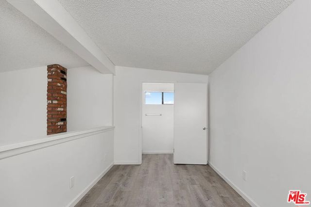 3763 S Bentley Avenue, Los Angeles CA: https://media.crmls.org/mediaz/d17bb57f-a62a-4db0-9e95-a427cd8bd122.jpg