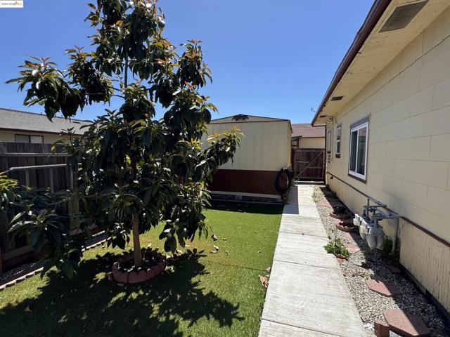 20145 Royal Avenue, Hayward CA: https://media.crmls.org/mediaz/d17c1df9-1b09-400c-9b13-8757058d45e2.jpg