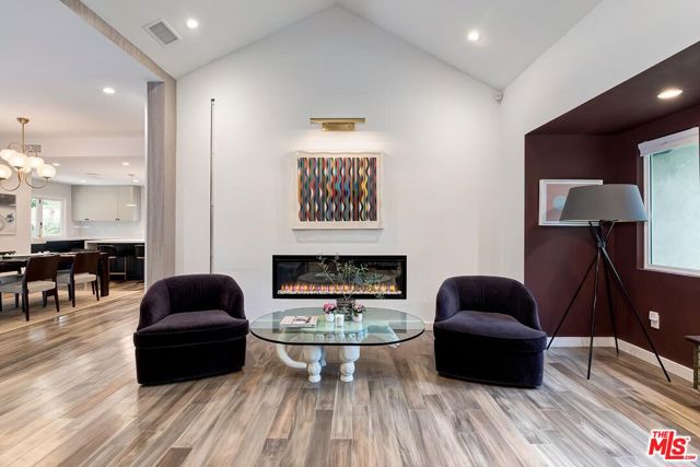 2663 Anchor Avenue, Los Angeles CA: https://media.crmls.org/mediaz/d17dc7bd-d196-4bfa-a680-9d2368d302d7.jpg