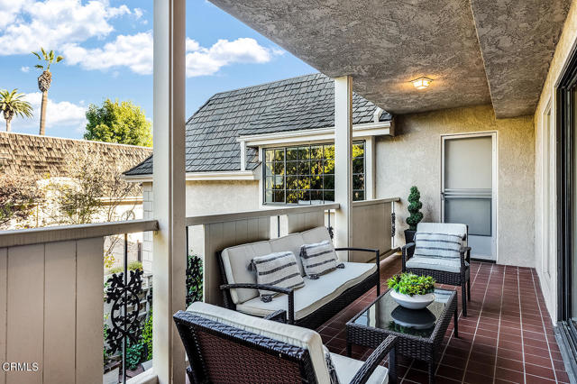 Detail Gallery Image 8 of 27 For 809 S Orange Grove Bld, Pasadena,  CA 91105 - 3 Beds | 2/2 Baths