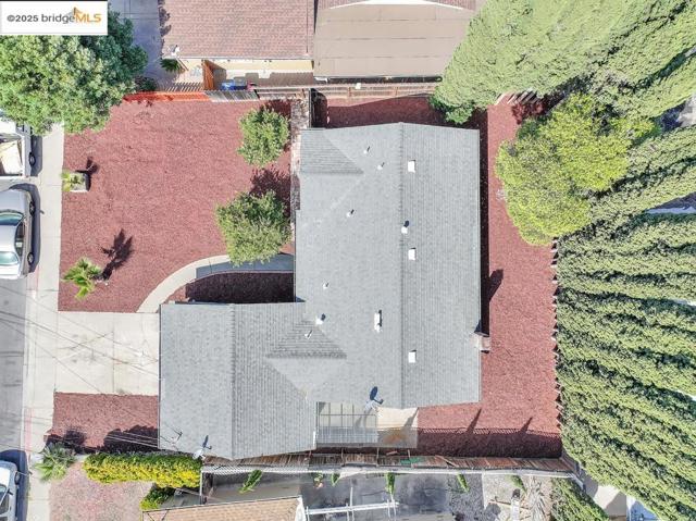1660 Jenkinson Drive, Concord CA: https://media.crmls.org/mediaz/d17f1670-9947-4506-a3ac-ce3366f1f60a.jpg