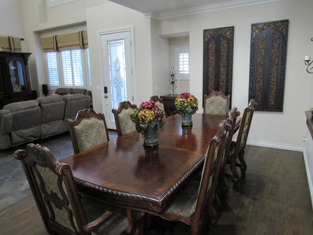 7420 Valley Meadow Avenue, Eastvale CA: https://media.crmls.org/mediaz/d17f1715-a0da-49d2-adff-92947416ff3f.jpg