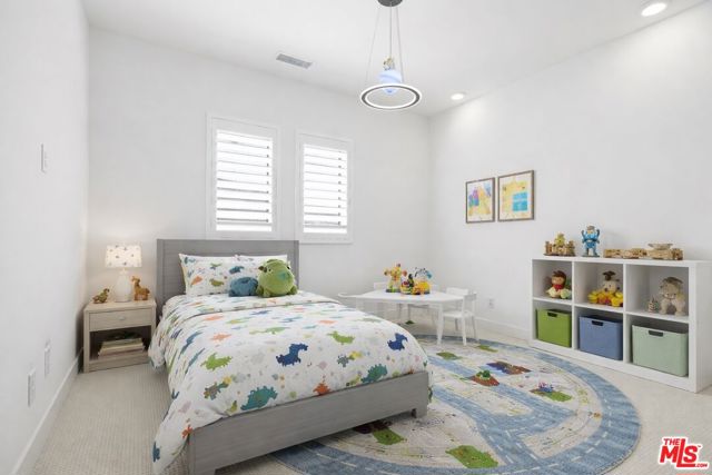 Image 25 of 54 For 12061 Northstar Lane