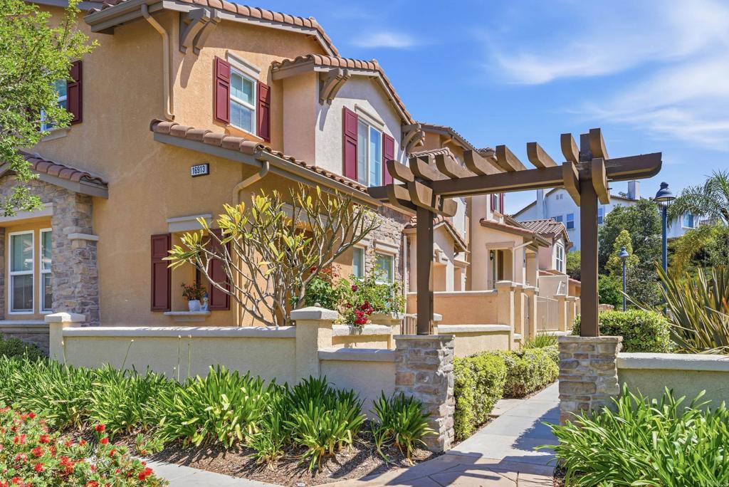 16913 New Rochelle Way - photo 4