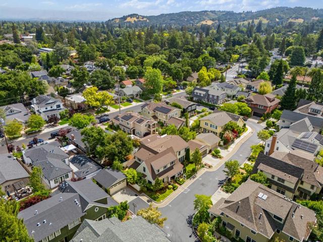 317 Templeton Lane, Los Gatos CA: https://media.crmls.org/mediaz/d180549a-ce4f-41e9-b237-922023a10439.jpg