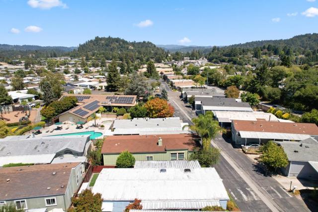 444 Whispering Pines Drive, Scotts Valley CA: https://media.crmls.org/mediaz/d180e76b-cdd7-4681-97c2-ece7c15c1c76.jpg