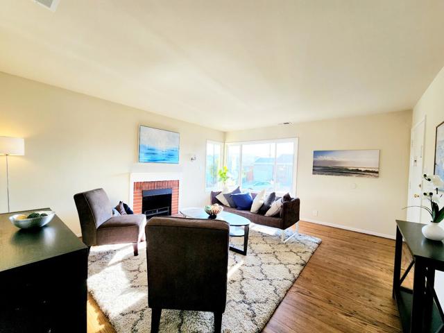 218 Forest View Drive, South San Francisco CA: https://media.crmls.org/mediaz/d1811f80-dc96-4621-810f-206dc3ade27e.jpg