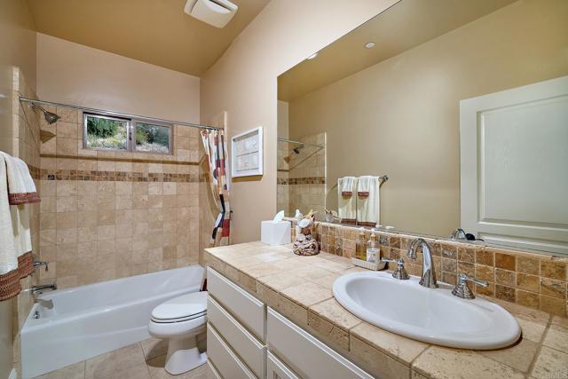 2021 Willow Glen Road, Fallbrook CA: https://media.crmls.org/mediaz/d183861e-04b1-490f-882c-92334e509682.jpg