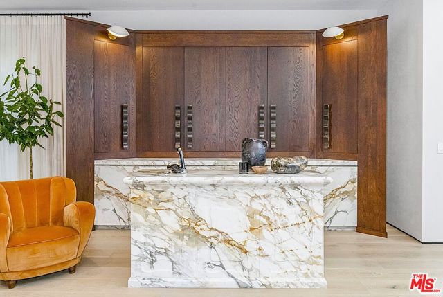 Drew Fenton | 324 S Medio Drive Los Angeles CA | MLS: 7084103
