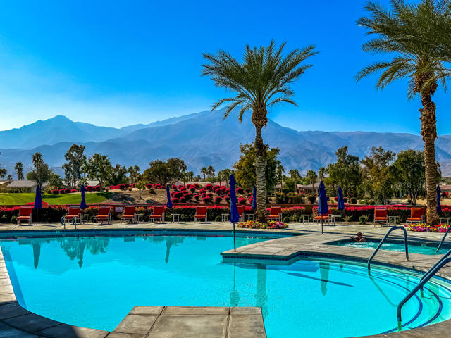 81800 Eagle Claw Drive, La Quinta CA: https://media.crmls.org/mediaz/d18472ce-7a9e-40e5-afc1-8c242e086364.jpg