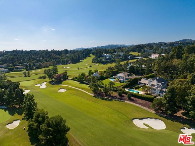 543 Perugia Way, Los Angeles CA: https://media.crmls.org/mediaz/d1858458-4248-4253-ab10-2c6b08d2b3a5.jpg
