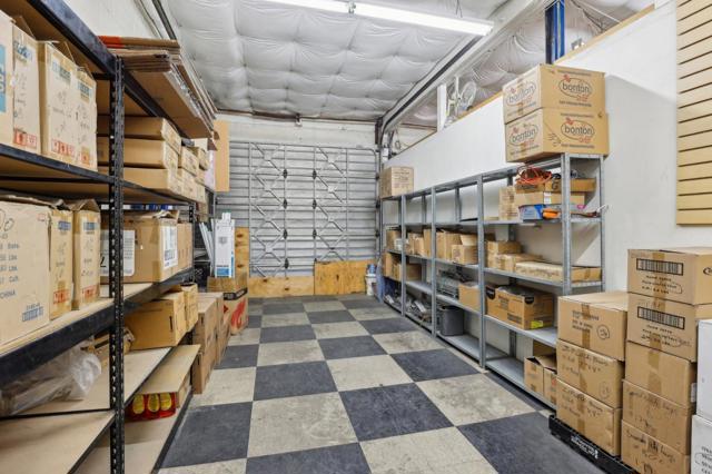 1972 1972 Alum Rock Avenue, San Jose CA: https://media.crmls.org/mediaz/d185c780-4cfa-47c0-8f27-947d0f59c78e.jpg