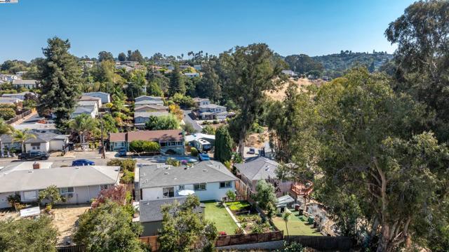 Image 31 of 40 For 25453 Uvas Ct