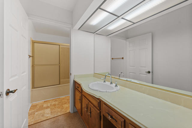 8515 Falmouth Avenue, Playa del Rey CA: https://media.crmls.org/mediaz/d1872560-9ff7-425b-8119-14152db858e6.jpg