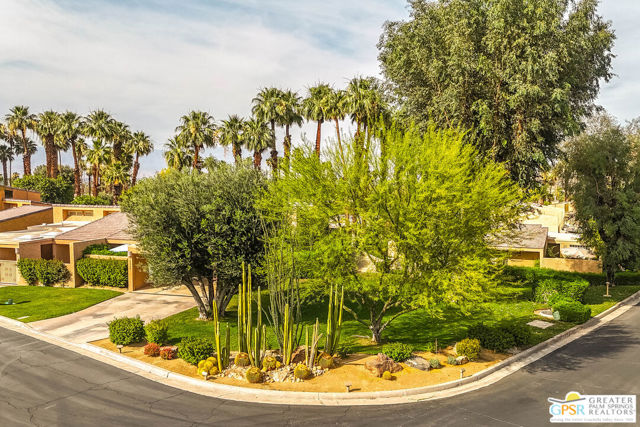 48940 Phlox Place, Palm Desert, California 92260, 2 Bedrooms Bedrooms, ,2 BathroomsBathrooms,Condominium,For Sale,Phlox,24400569