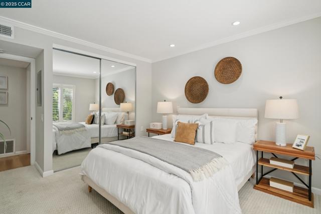 1150 Canyonwood Court, Walnut Creek CA: https://media.crmls.org/mediaz/d1882f37-f70b-480e-9d41-8c99ef703b33.jpg