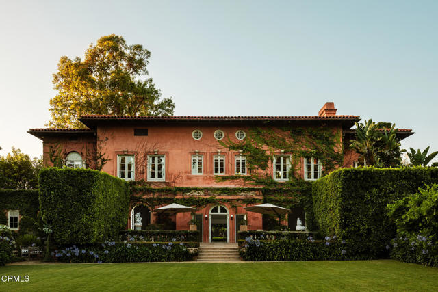 225 Grand Avenue, South Pasadena CA: https://media.crmls.org/mediaz/d189261b-0440-4193-ae3f-e6907a750a07.jpg