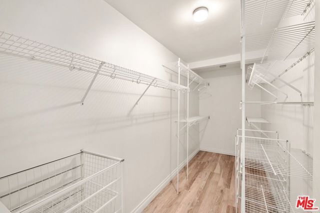 5241 Colodny Drive, Agoura Hills CA: https://media.crmls.org/mediaz/d1899b80-ef5c-4da4-aa31-32aa6d9bd5b7.jpg