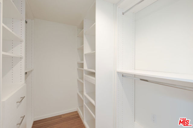 1220 N Orange Grove Avenue, West Hollywood CA: https://media.crmls.org/mediaz/d18cb081-6b9d-4dad-b916-257263769a2c.jpg