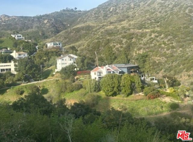 0 Mar Vista Ridge Drive, Malibu CA: https://media.crmls.org/mediaz/d18ccf2d-c417-4588-9ba1-fb67c3b2a610.jpg