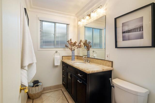 2403 Washington Avenue, Redwood City CA: https://media.crmls.org/mediaz/d18d84a5-a01e-4c2a-aac8-d2b34d4e87e5.jpg