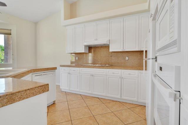 67892 Mccallum Way, Cathedral City CA: https://media.crmls.org/mediaz/d18d9df3-6fe4-4f22-95af-a4e62c631425.jpg