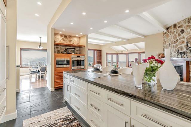 24911 Outlook Terrace, Carmel CA: https://media.crmls.org/mediaz/d18dc4f8-c878-495d-9b5f-6e414147c7e6.jpg