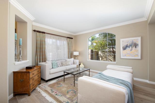 Image 4 of 37 For 1334 Deerbrook Dr