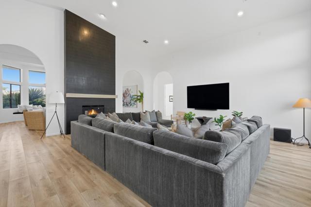 50245 Mountain Shadows Road, La Quinta CA: https://media.crmls.org/mediaz/d18f8d15-19da-4d56-b4f8-f957275ce319.jpg