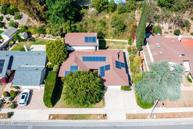 3034 Rollings Avenue, Thousand Oaks CA: https://media.crmls.org/mediaz/d18fb6ec-185a-4d48-89e9-138539ec27a8.jpg
