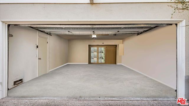 4559 Morella Avenue, Valley Village CA: https://media.crmls.org/mediaz/d18fbd95-cd8e-4bf3-9d07-2301608d5104.jpg