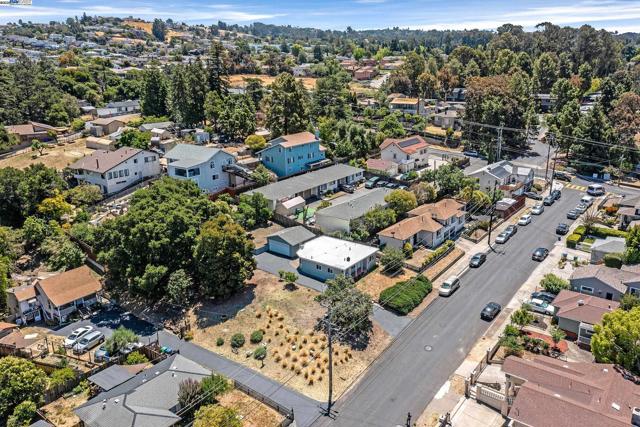 22756 Bayview Ave, Hayward CA: https://media.crmls.org/mediaz/d18fed4d-0cd9-4d3a-bbdd-86f95bd2ef25.jpg