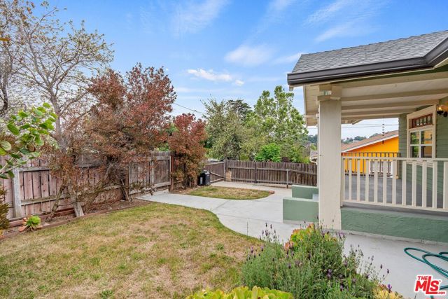 6163 Strickland Avenue, Los Angeles CA: https://media.crmls.org/mediaz/d1904b2d-2145-4516-a603-8bcbe7d19ade.jpg
